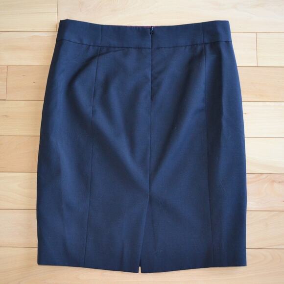 J Crew Pencil Skirt Black Size 4 - Picture 3 of 3